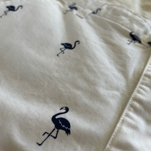 Hudson & Barrow White Flat Front Flamingo Shorts - Picture 2 of 3